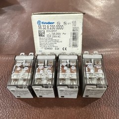 Lot of 4 Finder 56.32.8.230.0000 Plug-in Relay 230V AC 12A 2 change-overs