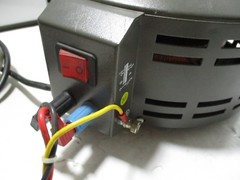 METREL HSN 260/10 M250 Autotransformator 230V 0-260V 50-60Hz 10A IP20