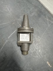 Siemens 243-0001 Pneumatic 3-Way Switching Relay 1/8″ NPT Thread Port