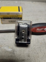 SQUARE D 48081 class 8501 Type KU-13 Series C contacts 3PDT 10A 24v 50/60Hz