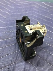 POTTER & BRUMFIELD RELAY PRD-5AY0-24 50/60HZ-25 AMP-24V (CHIPPED)