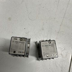 Allen Bradley 700-HA32A1-4 SER D Lot of 2 Y-589