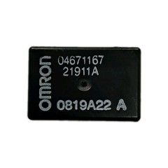 Omron relay, 5 pin, 04671167