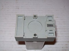 AB ALLEN BRADLEY 700-HA32A06-4 10A @240VAC W/IDEC SR2P-06 BASE 6VAC COIL P1461B