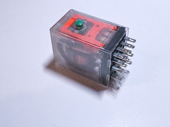 RXN41G11BD Telemecanique Miniature Plug-in Relay 24VDC 4PDT 6A 125VDC/250VAC