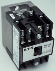 Eaton D26MR40A Electromagnetic Relay – Type M – 4 Pole – 120 V – 60 HZ