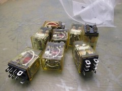 Lot of 8 RH2B-UAC220-240V Power Relays 50/60 HZ [5*B-8.75]