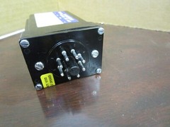 R-K ELECTRONICS REPEAT CYCLE TIMER RELAY LRB-115A-2-10M-10M 115Vac 1MIN-10MIN