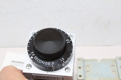 AGASTAT 7012ABL Timing Delay Relay .5-5 sec – 120v 60HZ