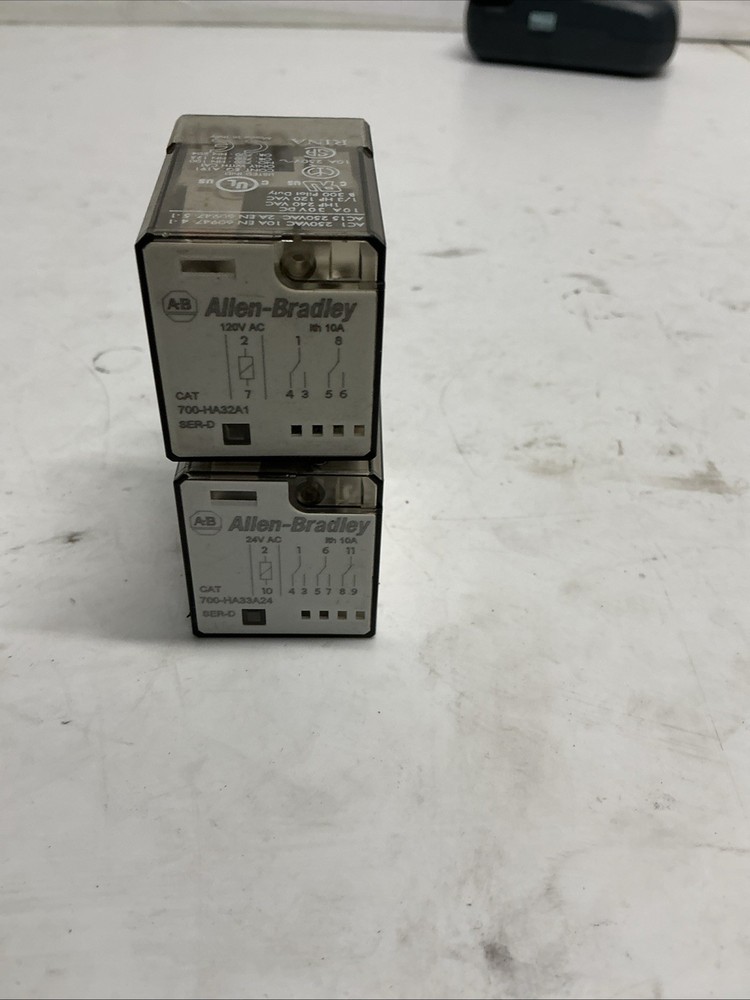 Allen Bradley 700-HA32A1/HA33a24 SER D Lot of 2 X-729