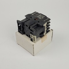 Telemecanique CA2DN22F5 Control Relay, 110 Volts, 50 Hz, 3389110051223 – NEW