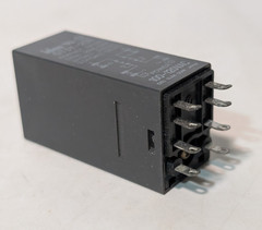 IDEC GT5Y-2SN compact plug-in analog timer on-delay relay, 100-120VAC