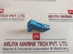 FINDER 95.05 Clamp Terminal Socket 250V AC / 300V DC