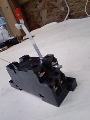 OMRON RELAY + 2-M4X12 BASE