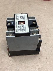 Square D Industrial Control Relay Type: X0 40 Class 8501 Type X Relay #277K101