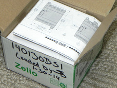 Schneider SR2 E121BD Basic Smart Relay SR2 Clock, Integrated clock 24 V DC