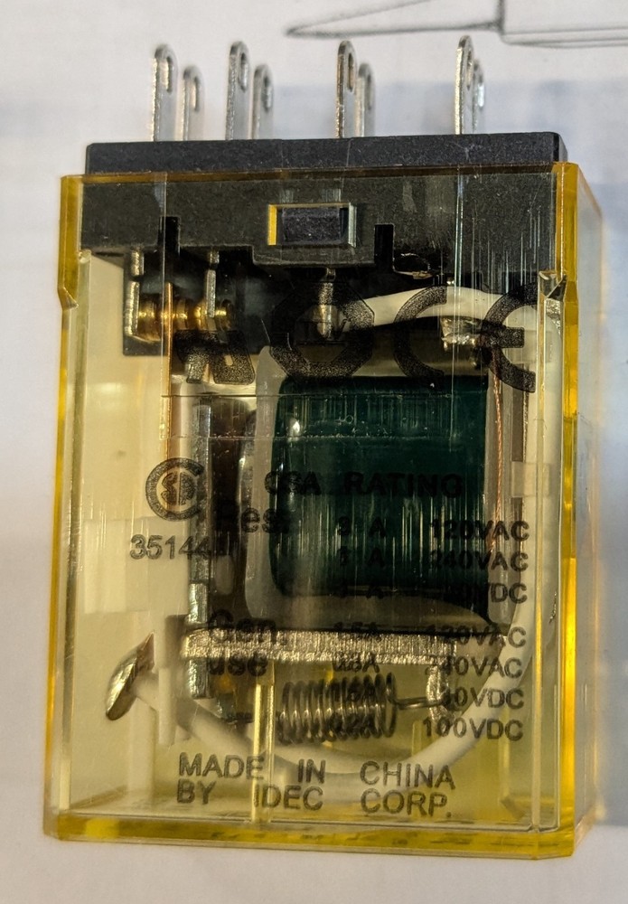 Idec RY2S-U DC24V 35144 Relay – Used