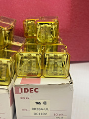 New Lot of 27 IDEC RR2BA-UL-DC110V (18) & RR2BA-U-DC110V (9)