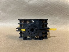 NEW Omron 11PFA Relay Base 250V 7.5A MADE IN JAPAN