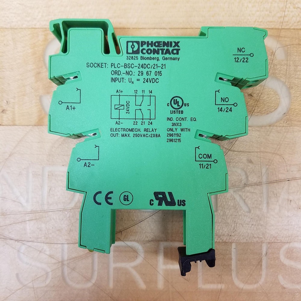 Phoenix Contact 2967015 Relay Base, PLC-BSC-24DC/21-21 – USED