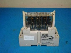 Omron P7S-14F-END Relay w/ Base