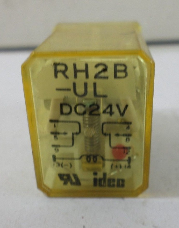Used Idec RH2B-UL Relay DC24V