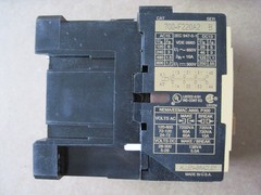 Allen-Bradley 700-F220A2 Type F Control Relay, 220/240V 50/60Hz, NOS