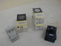 Allen-Bradley 11 Pin Relay 700-Ha33A1 Ser A, With 11-Pin Base 700-Hn-101 Ser B