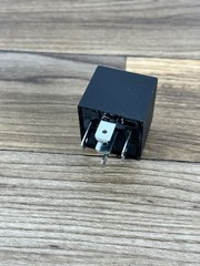 TRUE MODS ELECTRICAL RELAY BLACK EPS131R – 30/40A 12VDC