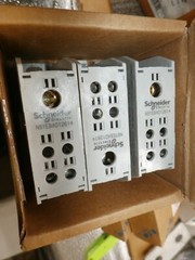 3pc Schneider NSYEBAD12614 Power Distribution Block, 200A CU, 155A AL, 600V *NEW
