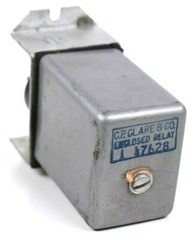 CP Clare A47628 Enclosed Relay 8-Pin Plug-in Industrial Control Switch