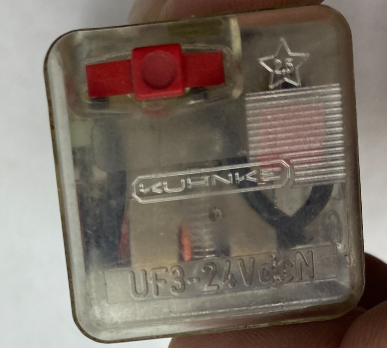KUHNKE UF3-24VDCN RELAY WITH KUHNKE 10A 220V