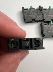 10 PCS Normally Open Contact Block 690V 10A For Allen-Bradley 800F-X10 Series A