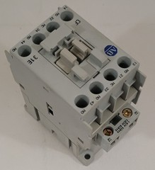 Allen Bradley 700-CF310* Ser A Contactor Control Relay (MJ) NEW Open Box