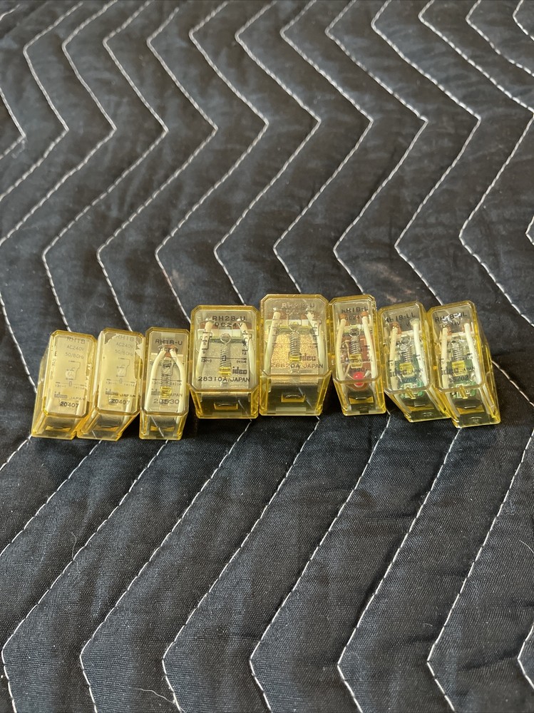 8 Count IDEC Relays (2) RH1B-UL , RH1B (2), (1) RH1B-U, (2) RH2B-U, (1) RH1B-L
