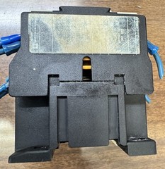 Telemecanique CA2 DN22 Control Rela