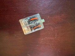INDUSTRIAL MRO 700-HF32A1-1-4 SER. B 10A 120VAC (WH) NSMP-OEM