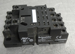 SCHNEIDER RPZF4 RELAY SOCKET lot/5
