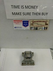 DAYTON 3X742E 120 V 10 A 50/60 HZ RELAY W/ SOCKET 6X156E BASE 10A 300VAC(7C2UP