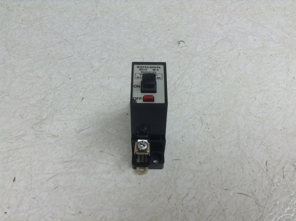 National Matsushita Electric BAD121105 BD12 M-5 Circuit Protector (TSC)