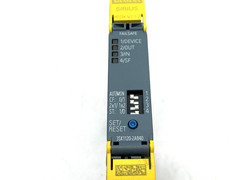 Siemens 3SK1120-2AB40 SIRIUS Advanced Basic Safety Relay BROKEN TERMINAL