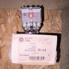 Allen-Bradley 700 Type P Control Relay 700-P800A1 115-120V AC 8 Pole