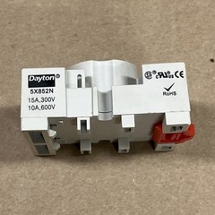 DAYTON 5X852N 1448X 15A 300V 10A 600V 8 Pins