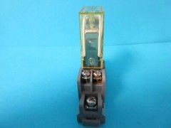 IDEC RH1B-U DC24V 61Z12 RELAY WITH BASE SH1B-05 10A 300V 92801 84913 USED