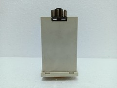 Crouzet Multi-Function Timer Relay TOP 48 C1 88 886 005 24V 110-127V 5A 11-Pin