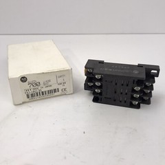 Allen Bradley 700-HN138 11 Blade Socket ~NEW~