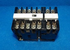 General Electric 120A06002AA 300V 10A Industrial Relay + 1 Year Warranty