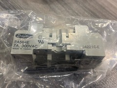 New Dayton 2A584E 14-Pin Square-Type Relay Socket 7A 300VAC **Lot of 3**