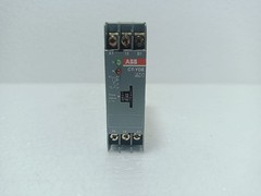 ABB Time Relay Star-Delta CT-YDE 0.3-30s 24V AC/DC 220-240V AC 1 C/O SPDT