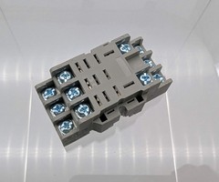Eaton D7PA3 General Purpose Relay Socket 3 Pole 300V 10A 11 Pins